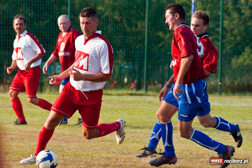 Zdjęcie w galerii na portalu naszraciborz.pl: Brzeskie boisko w końcu otwarte wiadomości z regionu
