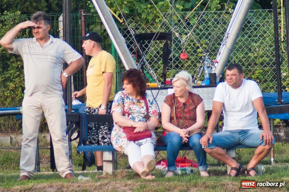 Zdjęcie w galerii na portalu naszraciborz.pl: Brzeskie boisko w końcu otwarte wiadomości z regionu