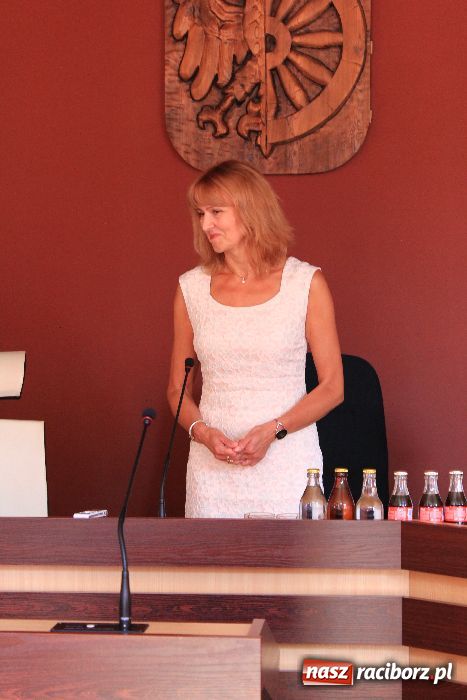 Zdjęcie w galerii na portalu naszraciborz.pl: Piłkarki z Serbii gościły w magistracie wiadomości z regionu