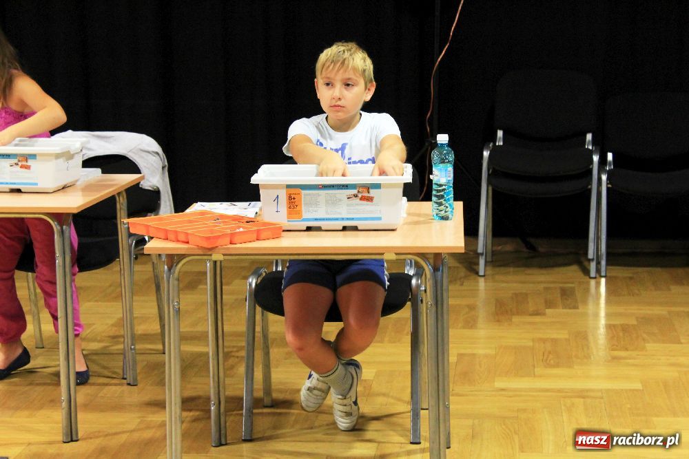 Zdjęcie w galerii na portalu naszraciborz.pl: Budują i programują roboty Lego wiadomości z regionu