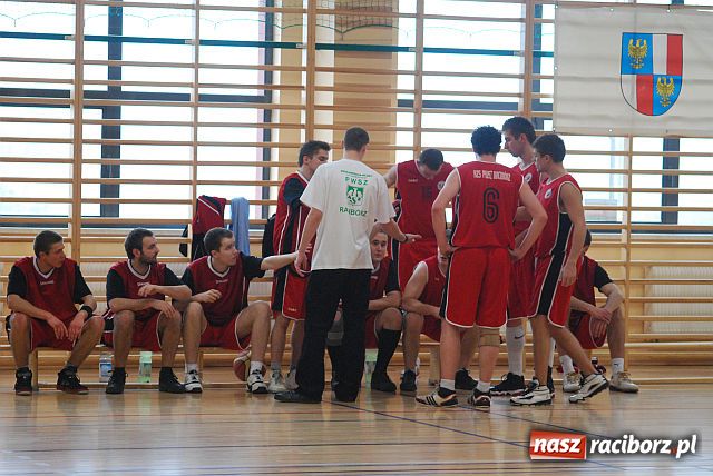 Zdjęcie w galerii na portalu naszraciborz.pl: Awans koszykarzy PWSZ w Raciborzu wiadomości z regionu