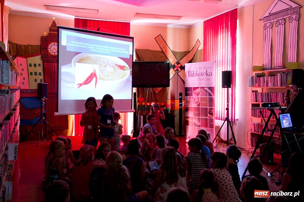 Zdjęcie w galerii na portalu naszraciborz.pl: Rumunia, Węgry i Bułgaria w bibliotece wiadomości z regionu