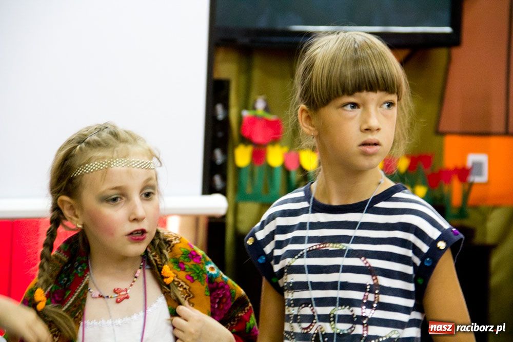 Zdjęcie w galerii na portalu naszraciborz.pl: Rumunia, Węgry i Bułgaria w bibliotece wiadomości z regionu