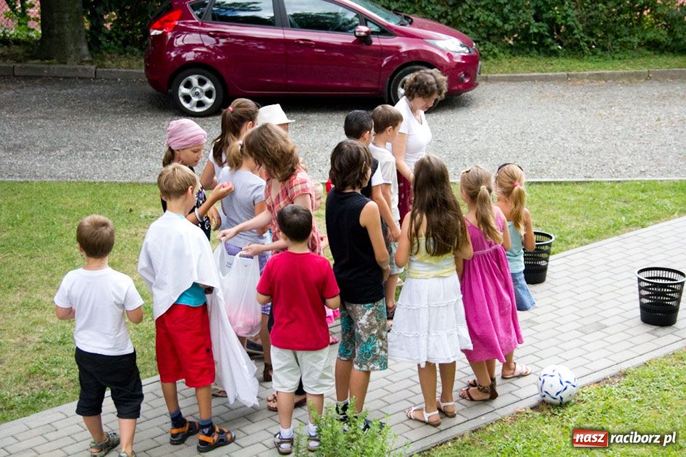 Zdjęcie w galerii na portalu naszraciborz.pl: Rumunia, Węgry i Bułgaria w bibliotece wiadomości z regionu