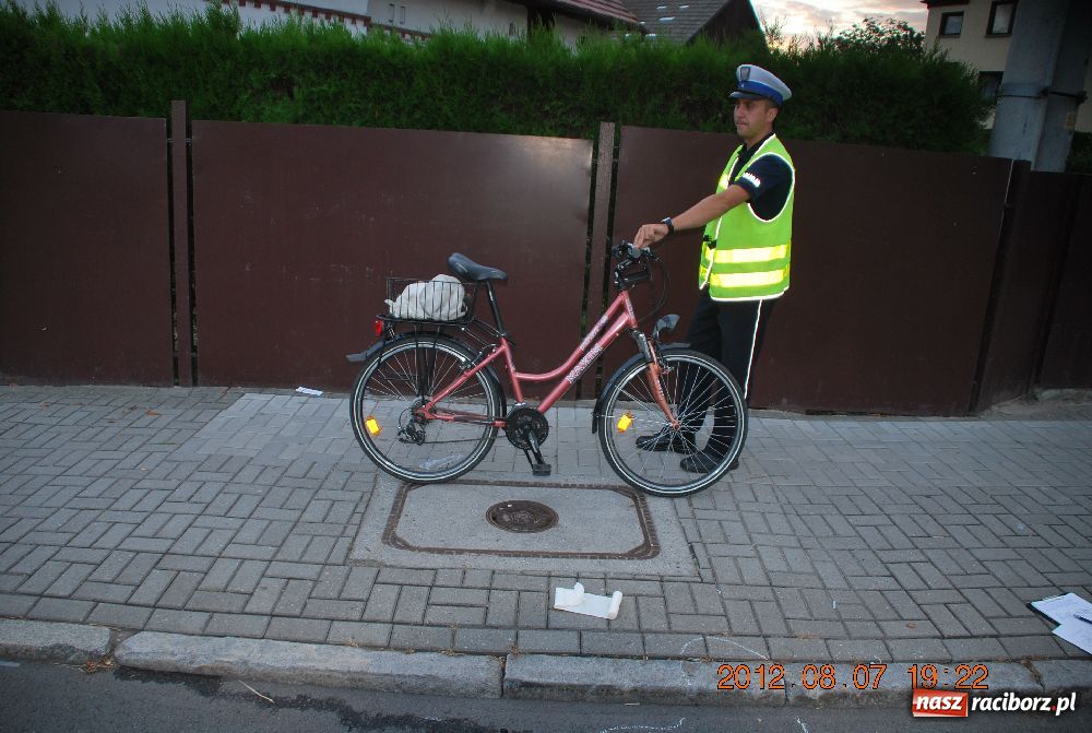 Zdjęcie w galerii na portalu naszraciborz.pl: Tir potrącił rowerzystę na Hulczyńskiej wiadomości z regionu