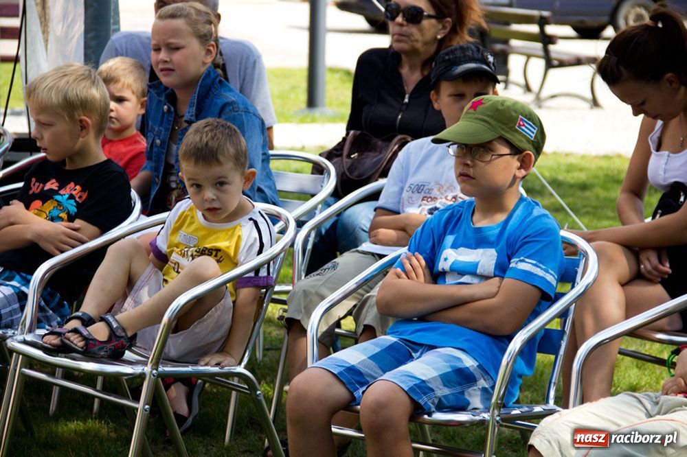 Zdjęcie w galerii na portalu naszraciborz.pl: Zamkowe Zuchy: dzień Straży Granicznej wiadomości z regionu