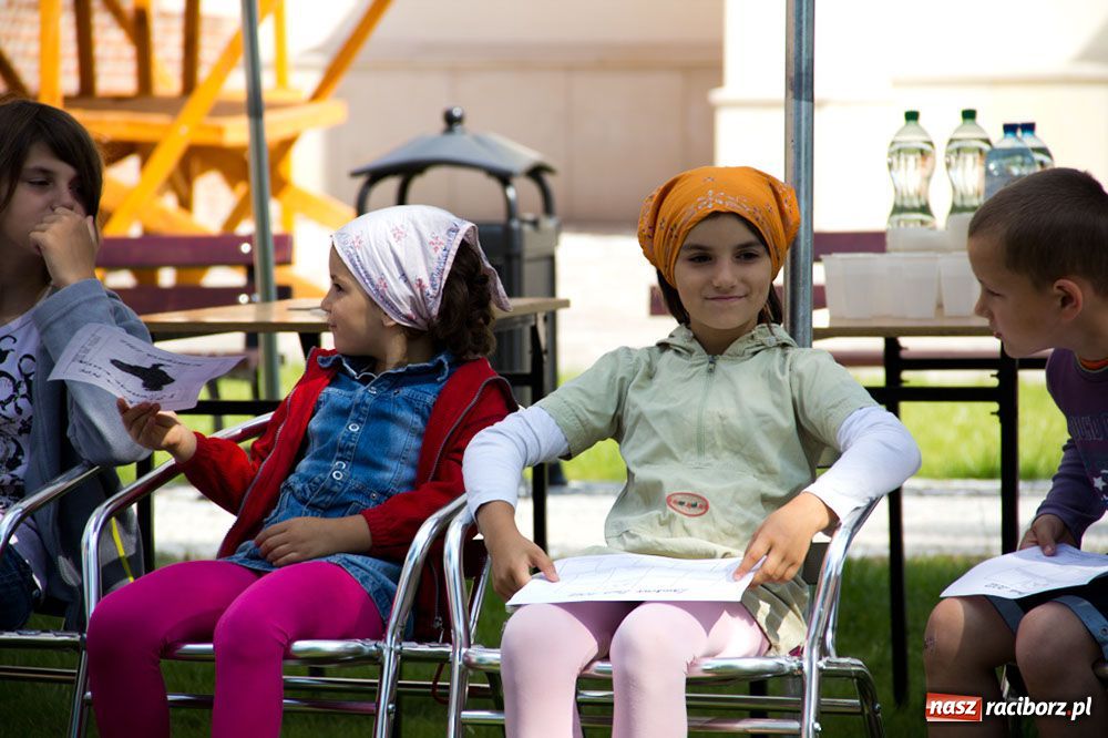 Zdjęcie w galerii na portalu naszraciborz.pl: Zamkowe Zuchy: dzień Straży Granicznej wiadomości z regionu