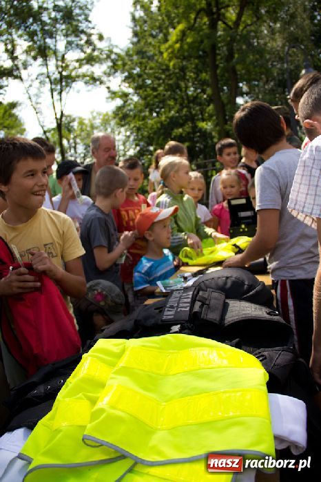 Zdjęcie w galerii na portalu naszraciborz.pl: Zamkowe Zuchy: dzień Straży Granicznej wiadomości z regionu