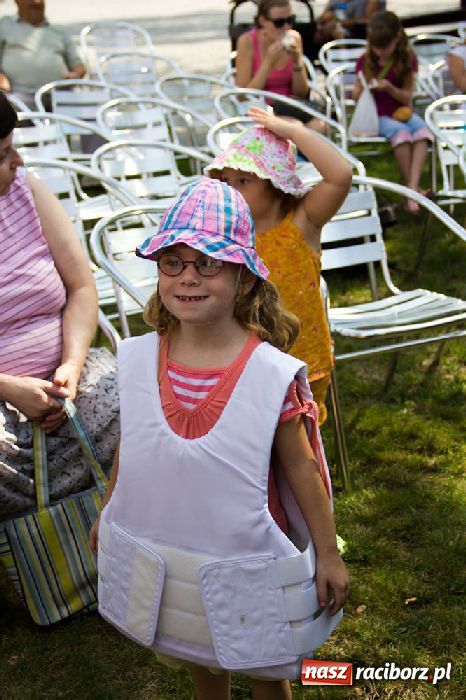 Zdjęcie w galerii na portalu naszraciborz.pl: Zamkowe Zuchy: dzień Straży Granicznej wiadomości z regionu