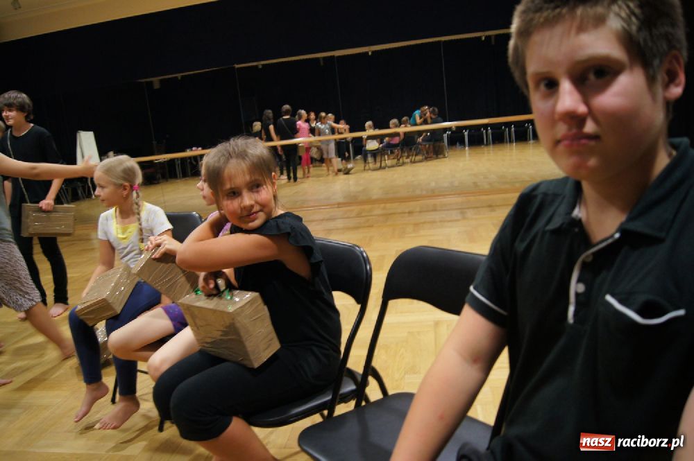 Zdjęcie w galerii na portalu naszraciborz.pl: Od klasyki do groteski w RCK wiadomości z regionu