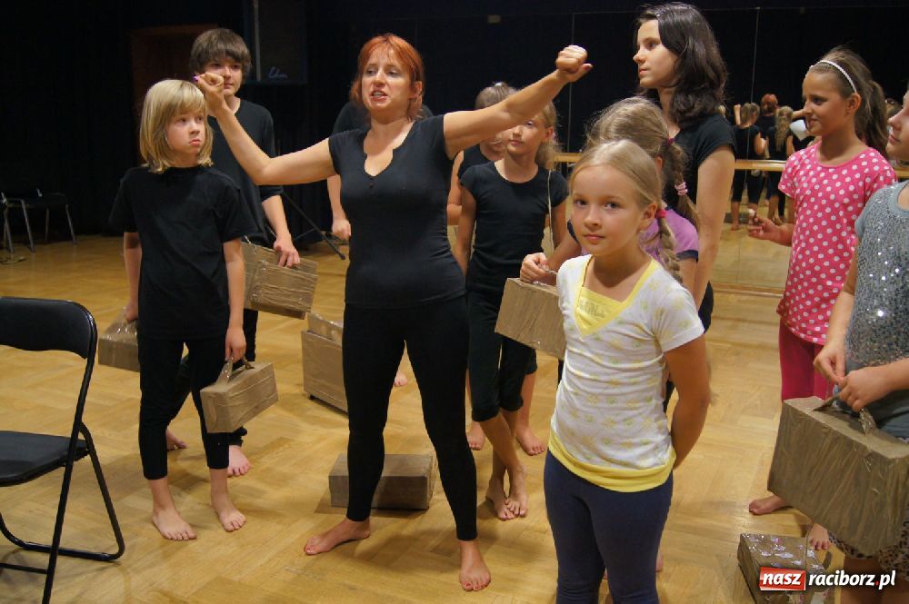 Zdjęcie w galerii na portalu naszraciborz.pl: Od klasyki do groteski w RCK wiadomości z regionu