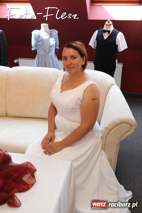 Zdjęcie w galerii na portalu naszraciborz.pl: Stylizacja finalistek Metamorfoz wiadomości z regionu