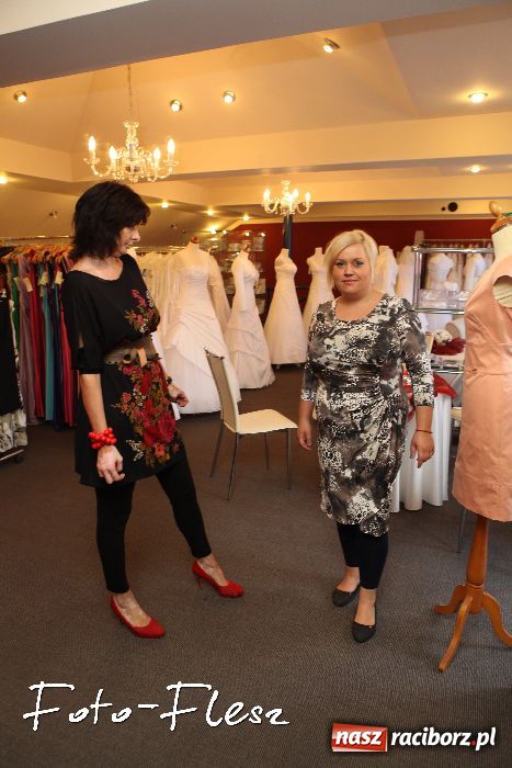 Zdjęcie w galerii na portalu naszraciborz.pl: Stylizacja finalistek Metamorfoz wiadomości z regionu