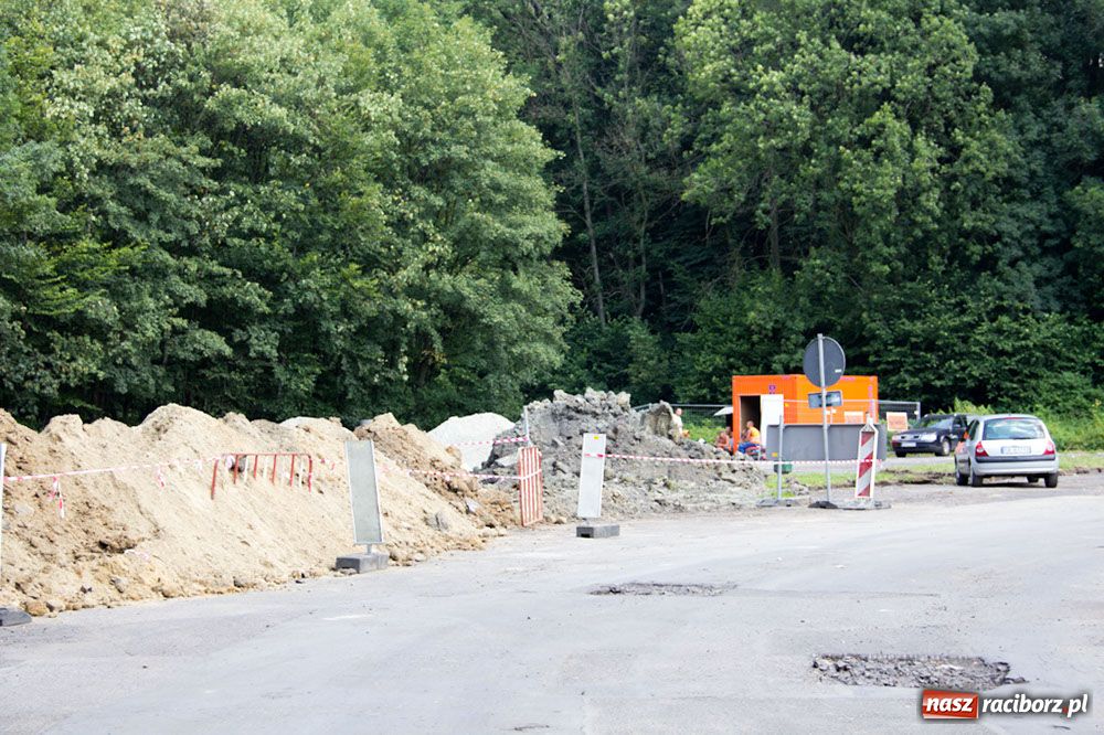 Zdjęcie w galerii na portalu naszraciborz.pl: Remontują ulicę Markowicką wiadomości z regionu