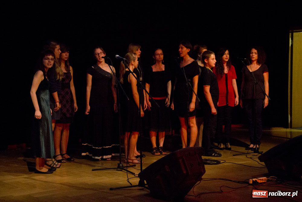 Zdjęcie w galerii na portalu naszraciborz.pl: Były pieśni ludowe, kaszubskie i nie tylko wiadomości z regionu