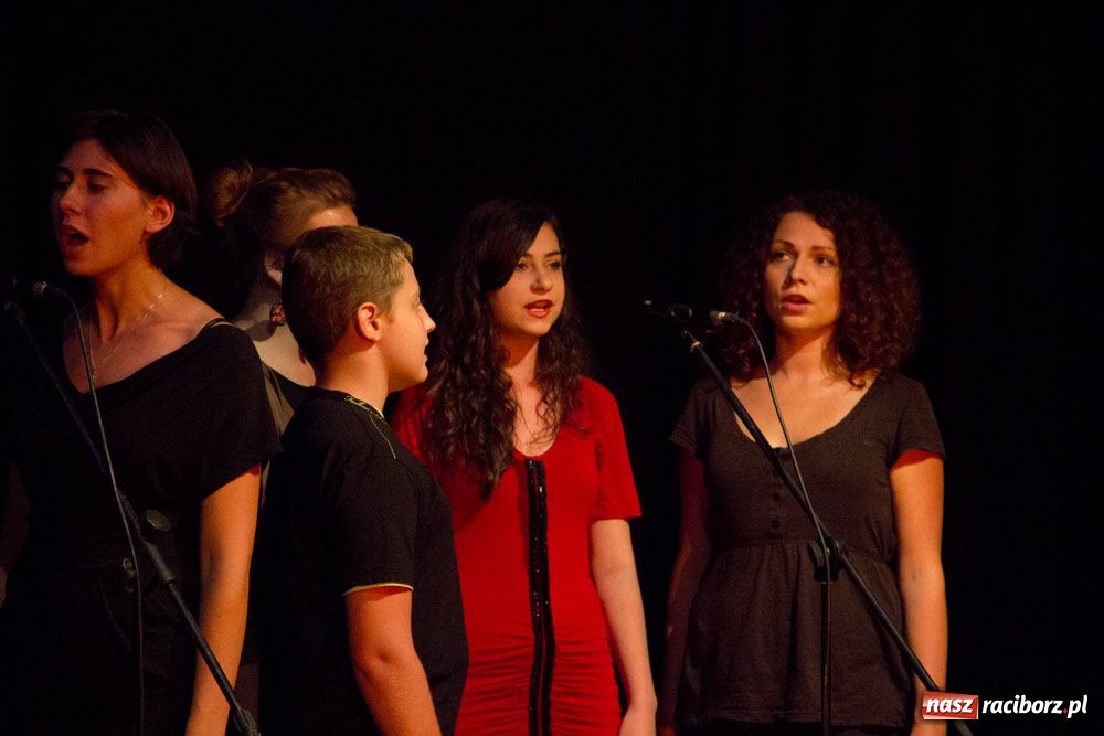 Zdjęcie w galerii na portalu naszraciborz.pl: Były pieśni ludowe, kaszubskie i nie tylko wiadomości z regionu