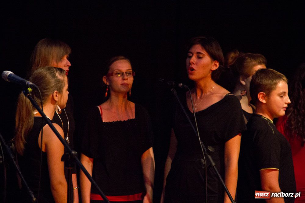 Zdjęcie w galerii na portalu naszraciborz.pl: Były pieśni ludowe, kaszubskie i nie tylko wiadomości z regionu