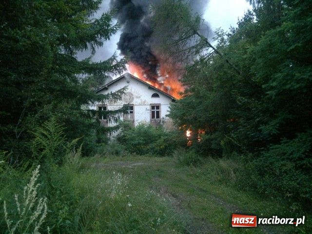 Zdjęcie w galerii na portalu naszraciborz.pl: 150 tys. zł strat po pożarze w Brzeziu wiadomości z regionu