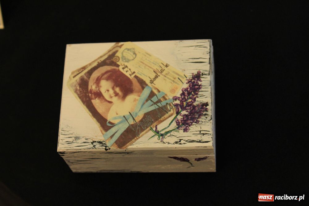 Zdjęcie w galerii na portalu naszraciborz.pl: Młodzież czarowała piosenką... wiadomości z regionu