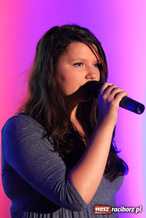 Zdjęcie w galerii na portalu naszraciborz.pl: Młodzież czarowała piosenką... wiadomości z regionu