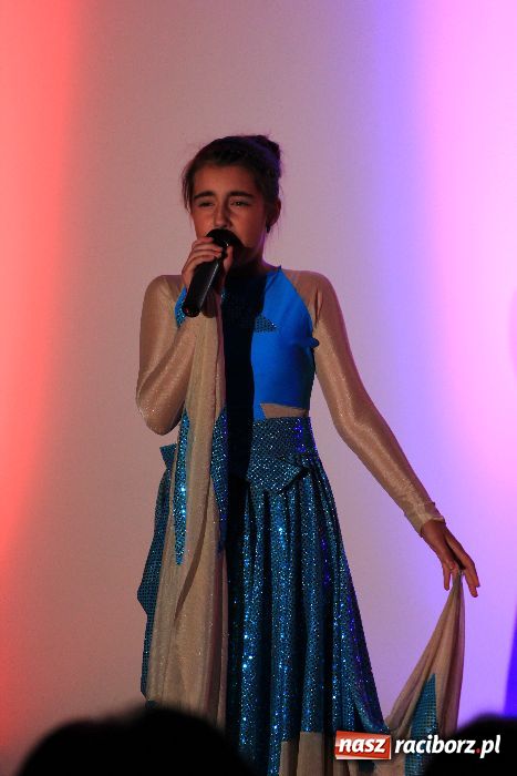 Zdjęcie w galerii na portalu naszraciborz.pl: Młodzież czarowała piosenką... wiadomości z regionu