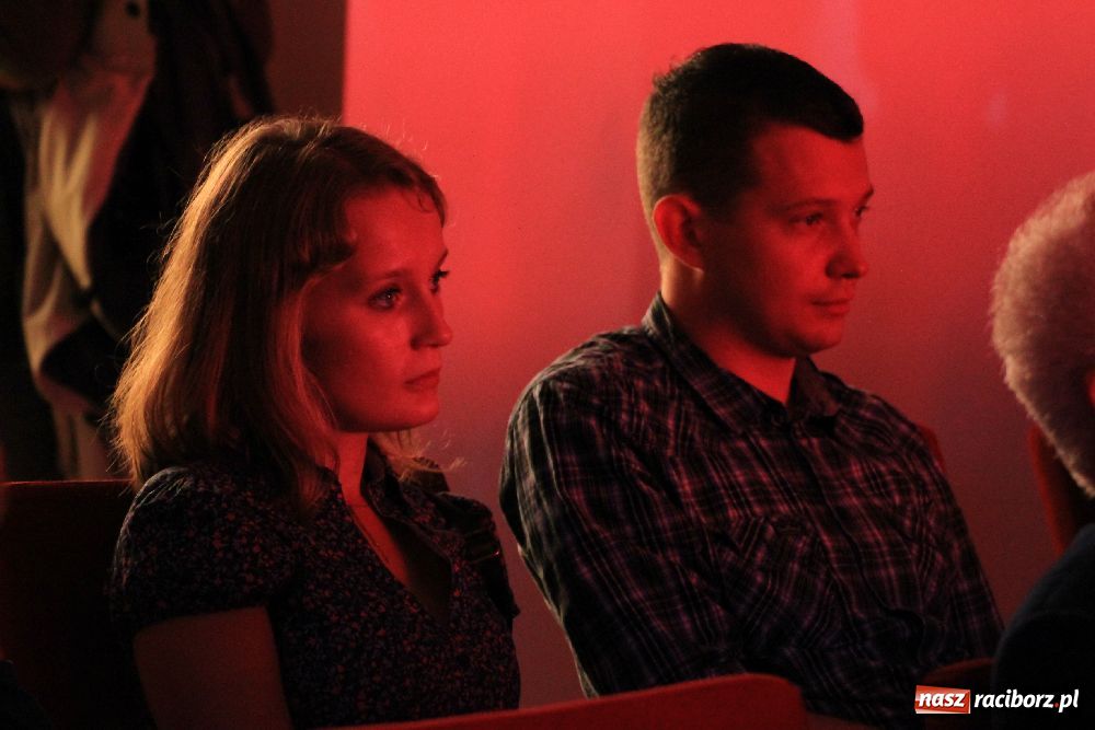 Zdjęcie w galerii na portalu naszraciborz.pl: Młodzież czarowała piosenką... wiadomości z regionu