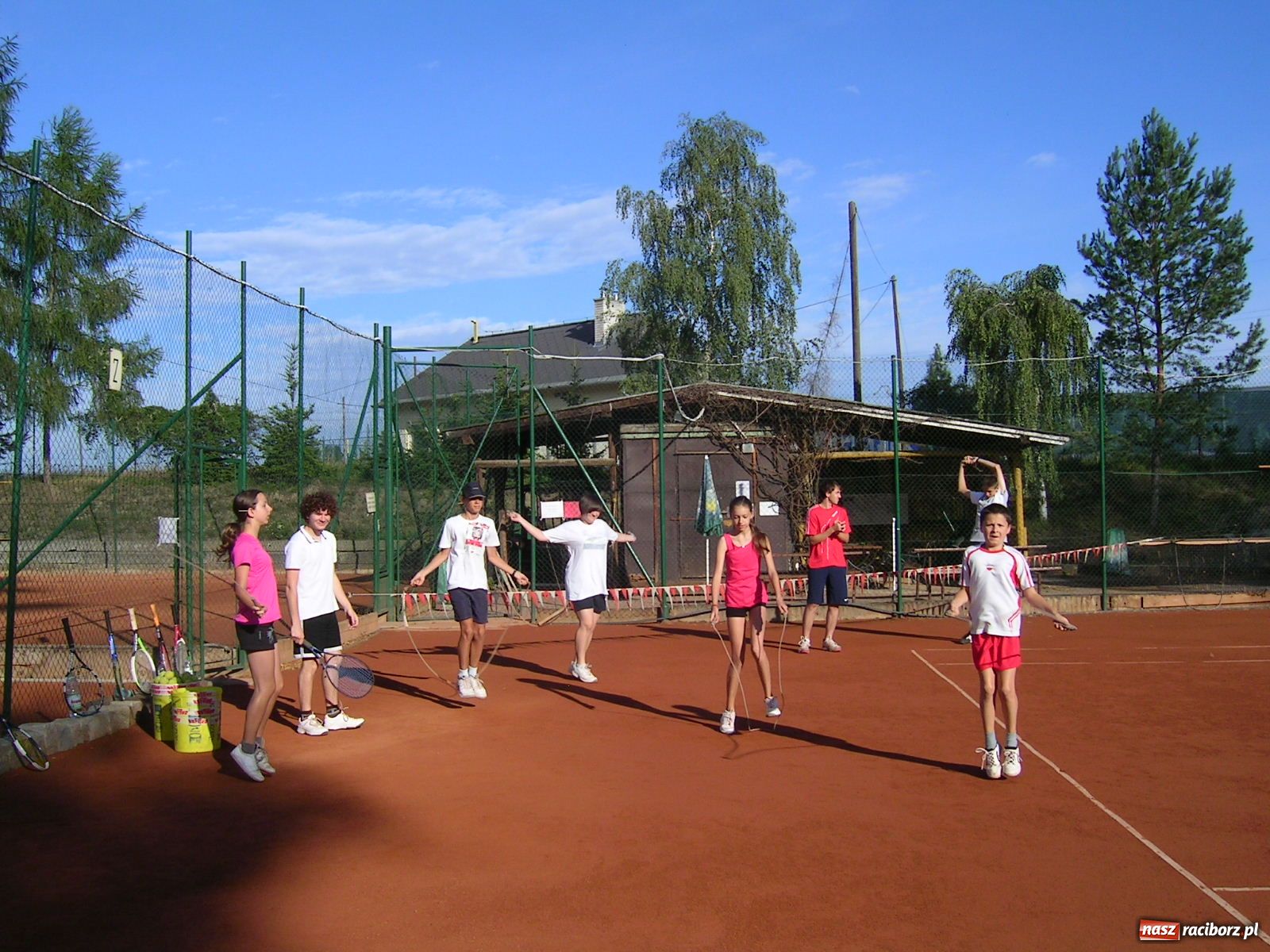 Zdjęcie w galerii na portalu naszraciborz.pl: Bezpłatna nauka tenisa ziemnego  wiadomości z regionu