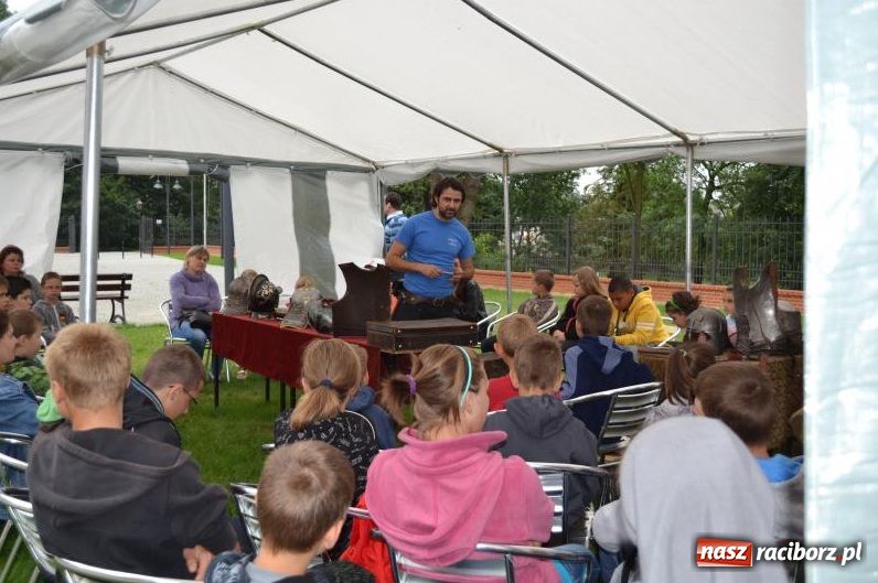 Zdjęcie w galerii na portalu naszraciborz.pl: Zamkowy ZUCH został płatnerzem wiadomości z regionu