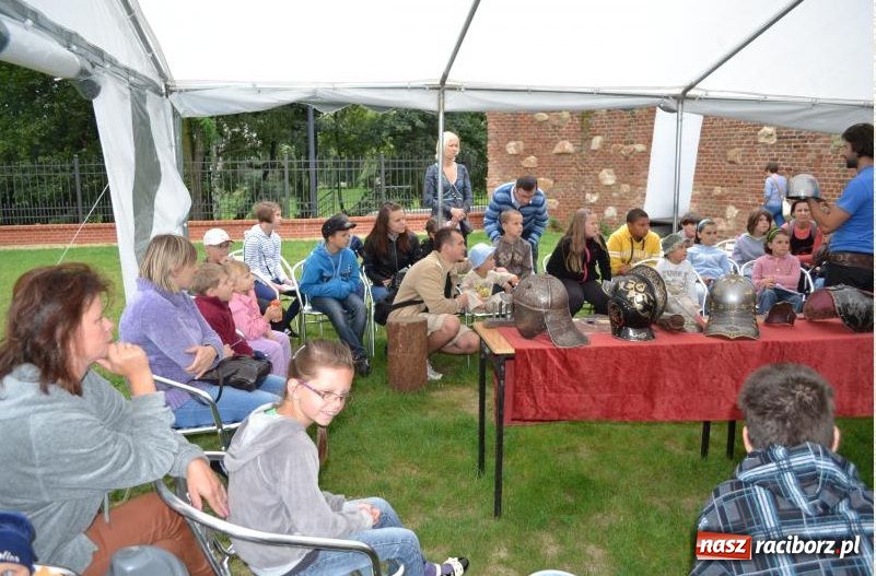 Zdjęcie w galerii na portalu naszraciborz.pl: Zamkowy ZUCH został płatnerzem wiadomości z regionu