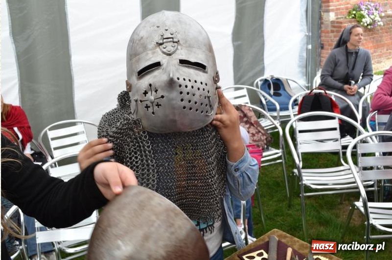 Zdjęcie w galerii na portalu naszraciborz.pl: Zamkowy ZUCH został płatnerzem wiadomości z regionu