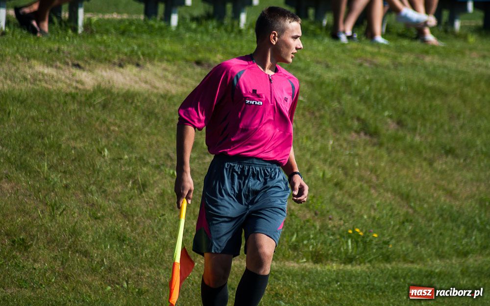 Zdjęcie w galerii na portalu naszraciborz.pl: Nowe boisko szczęśliwe dla Brzezia wiadomości z regionu