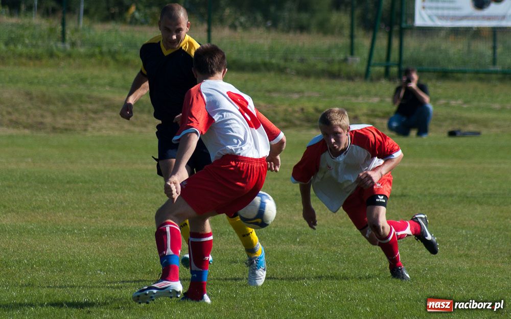 Zdjęcie w galerii na portalu naszraciborz.pl: Nowe boisko szczęśliwe dla Brzezia wiadomości z regionu