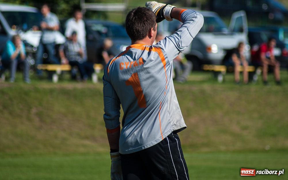 Zdjęcie w galerii na portalu naszraciborz.pl: Nowe boisko szczęśliwe dla Brzezia wiadomości z regionu