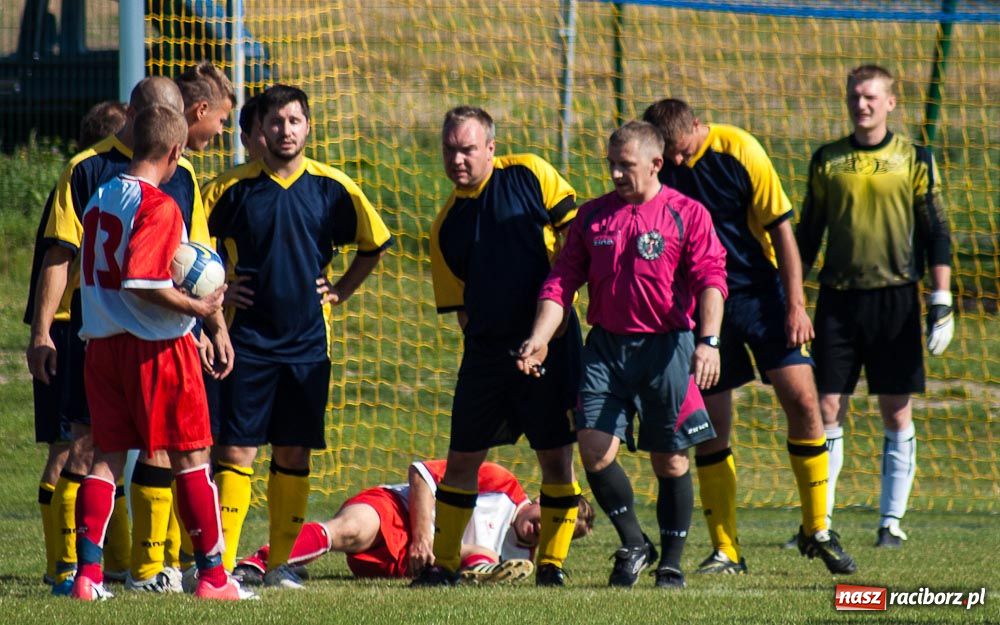 Zdjęcie w galerii na portalu naszraciborz.pl: Nowe boisko szczęśliwe dla Brzezia wiadomości z regionu