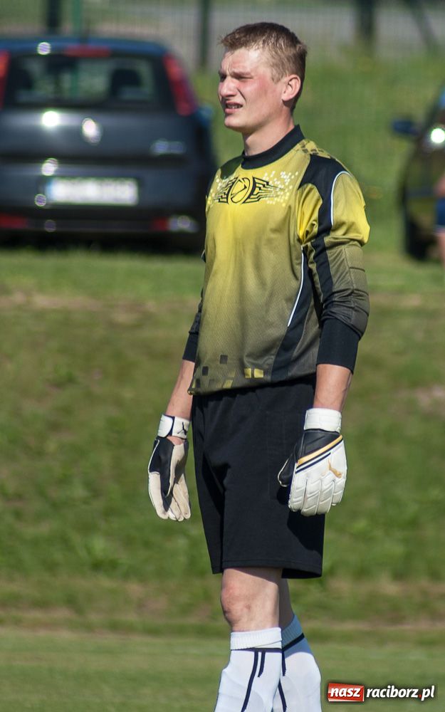 Zdjęcie w galerii na portalu naszraciborz.pl: Nowe boisko szczęśliwe dla Brzezia wiadomości z regionu