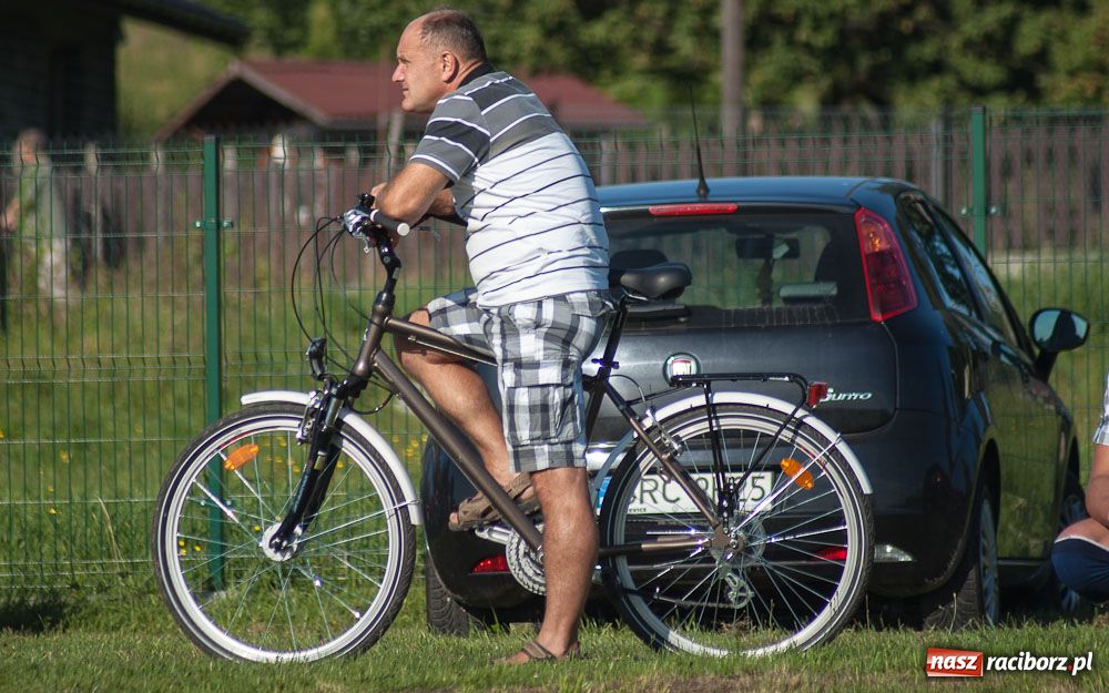 Zdjęcie w galerii na portalu naszraciborz.pl: Nowe boisko szczęśliwe dla Brzezia wiadomości z regionu