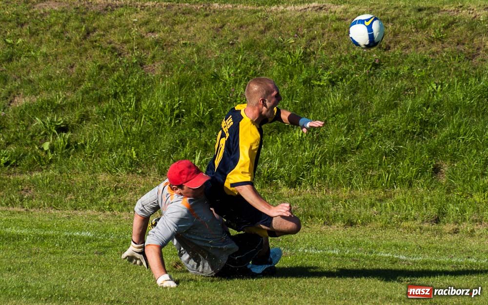 Zdjęcie w galerii na portalu naszraciborz.pl: Nowe boisko szczęśliwe dla Brzezia wiadomości z regionu