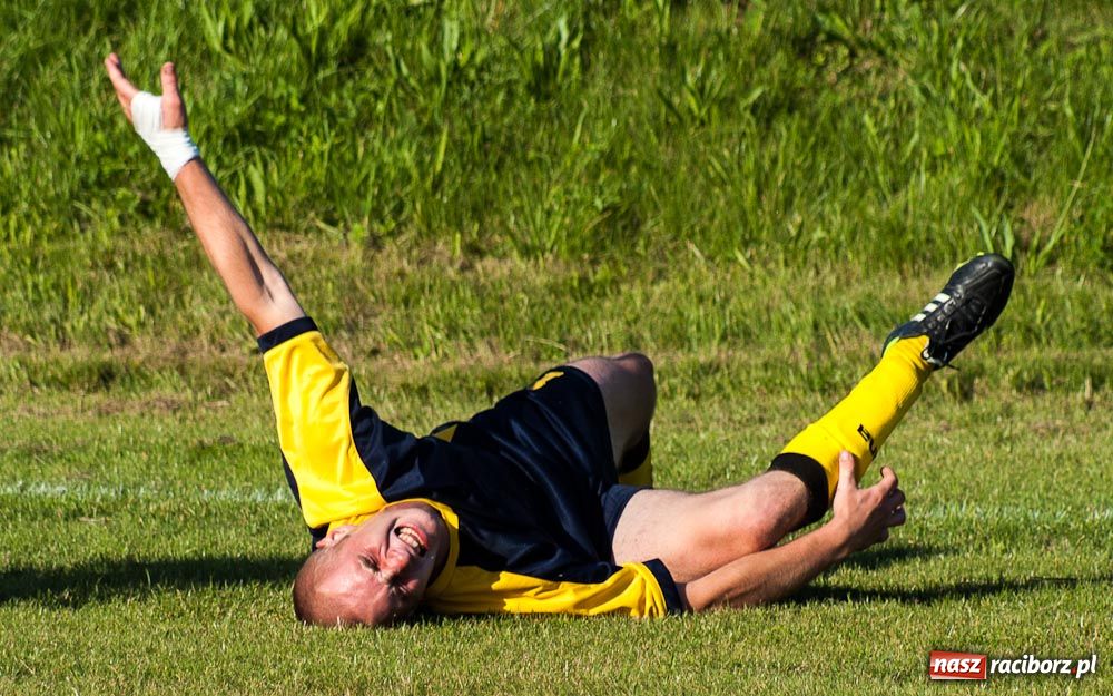 Zdjęcie w galerii na portalu naszraciborz.pl: Nowe boisko szczęśliwe dla Brzezia wiadomości z regionu