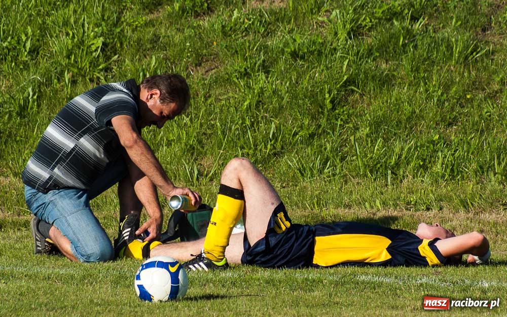 Zdjęcie w galerii na portalu naszraciborz.pl: Nowe boisko szczęśliwe dla Brzezia wiadomości z regionu