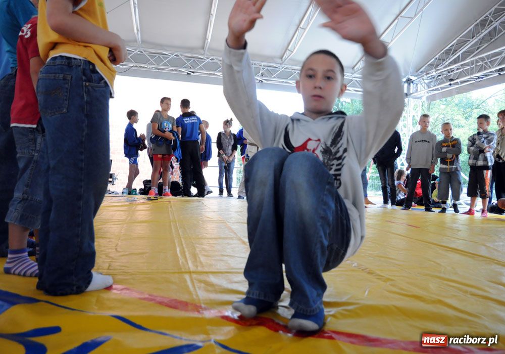 Zdjęcie w galerii na portalu naszraciborz.pl: Zamkowe Zuchy walczyły na macie wiadomości z regionu