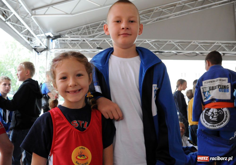 Zdjęcie w galerii na portalu naszraciborz.pl: Zamkowe Zuchy walczyły na macie wiadomości z regionu