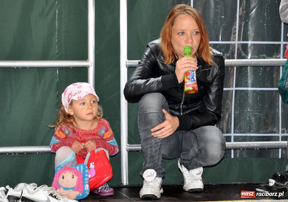 Zdjęcie w galerii na portalu naszraciborz.pl: Zamkowe Zuchy walczyły na macie wiadomości z regionu