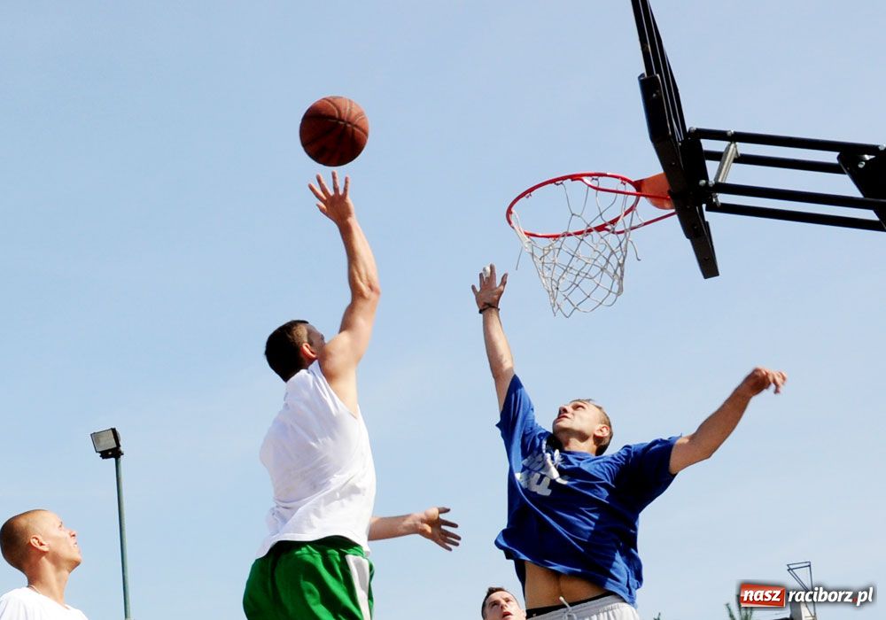 Zdjęcie w galerii na portalu naszraciborz.pl: Raciborski skład w tegorocznym finale wiadomości z regionu
