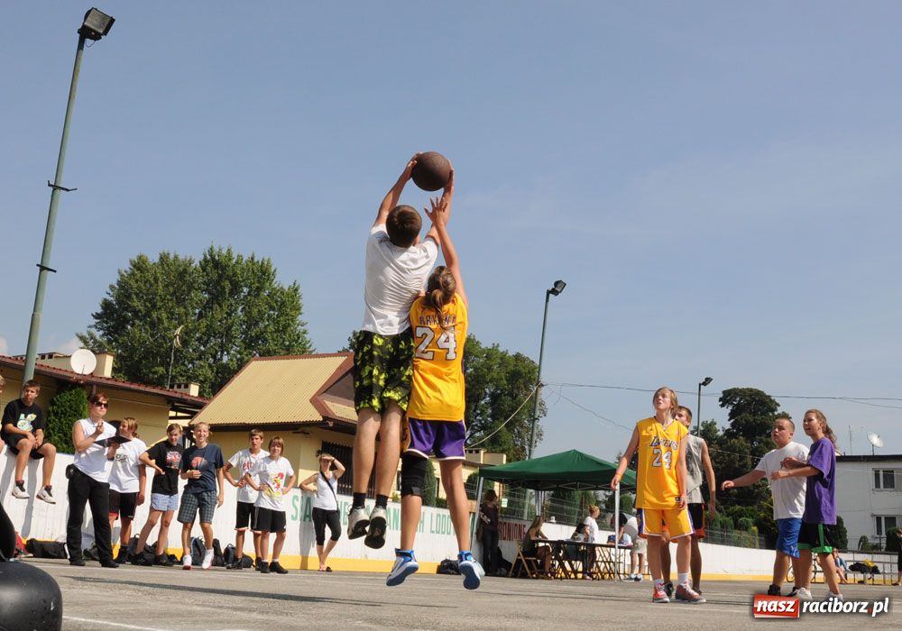 Zdjęcie w galerii na portalu naszraciborz.pl: Raciborski skład w tegorocznym finale wiadomości z regionu