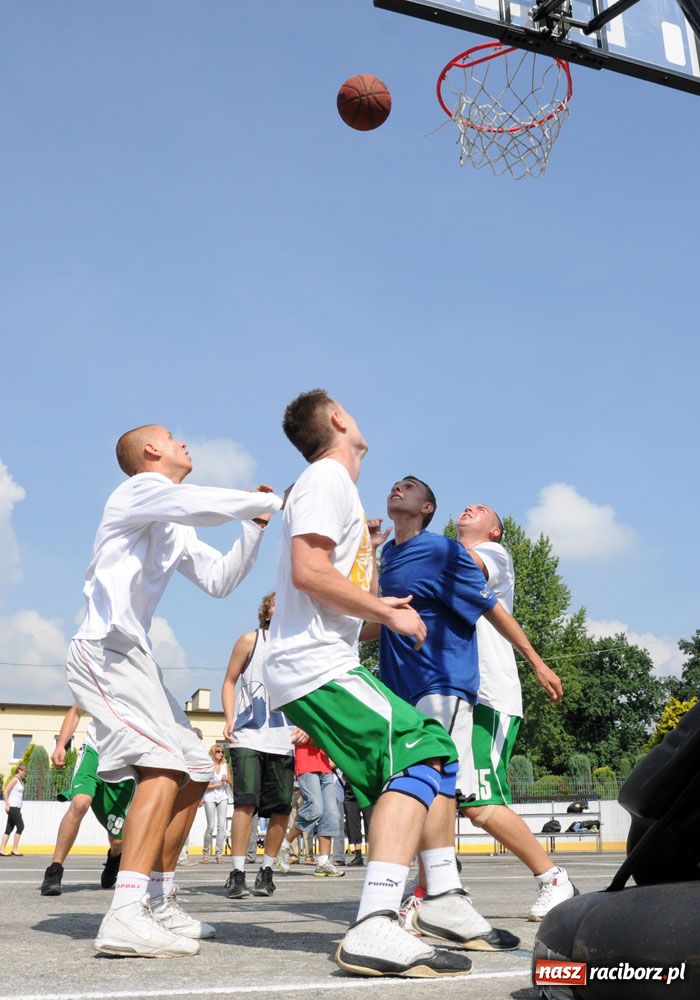 Zdjęcie w galerii na portalu naszraciborz.pl: Raciborski skład w tegorocznym finale wiadomości z regionu