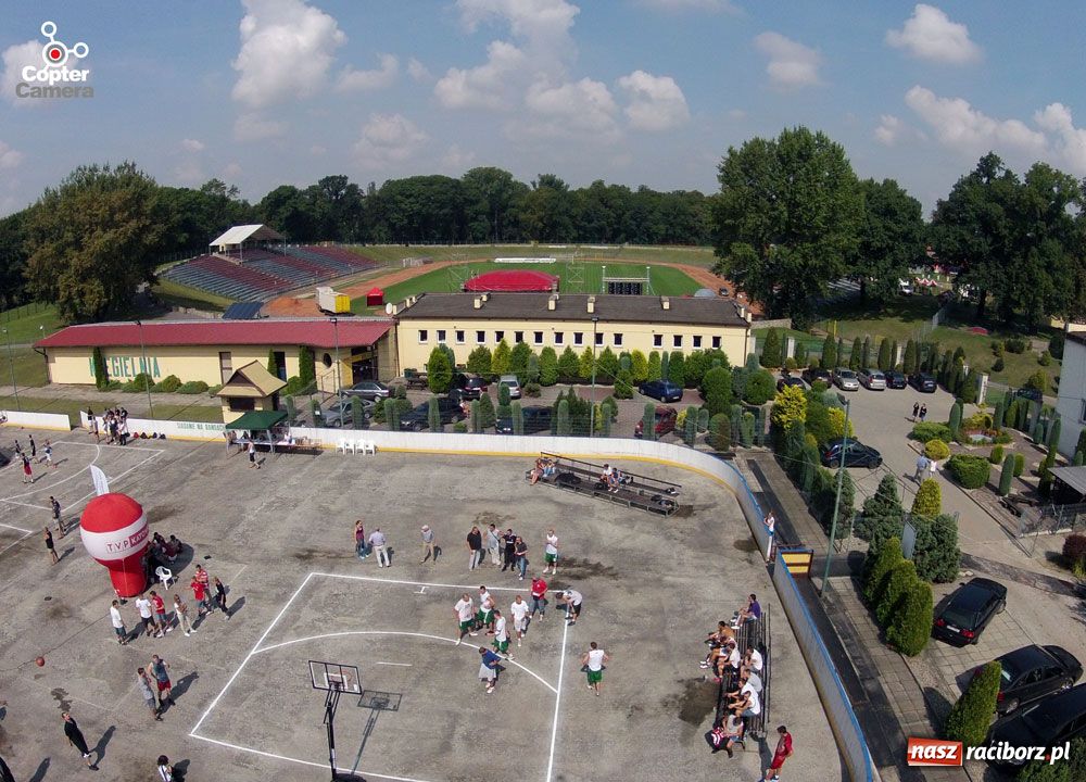 Zdjęcie w galerii na portalu naszraciborz.pl: Raciborski skład w tegorocznym finale wiadomości z regionu