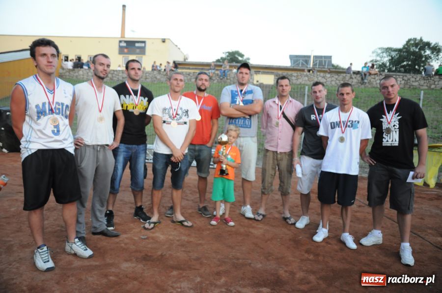 Zdjęcie w galerii na portalu naszraciborz.pl: Raciborski skład w tegorocznym finale wiadomości z regionu