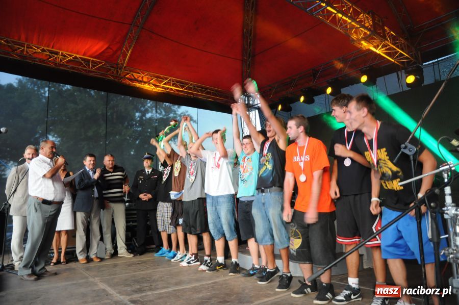Zdjęcie w galerii na portalu naszraciborz.pl: Raciborski skład w tegorocznym finale wiadomości z regionu