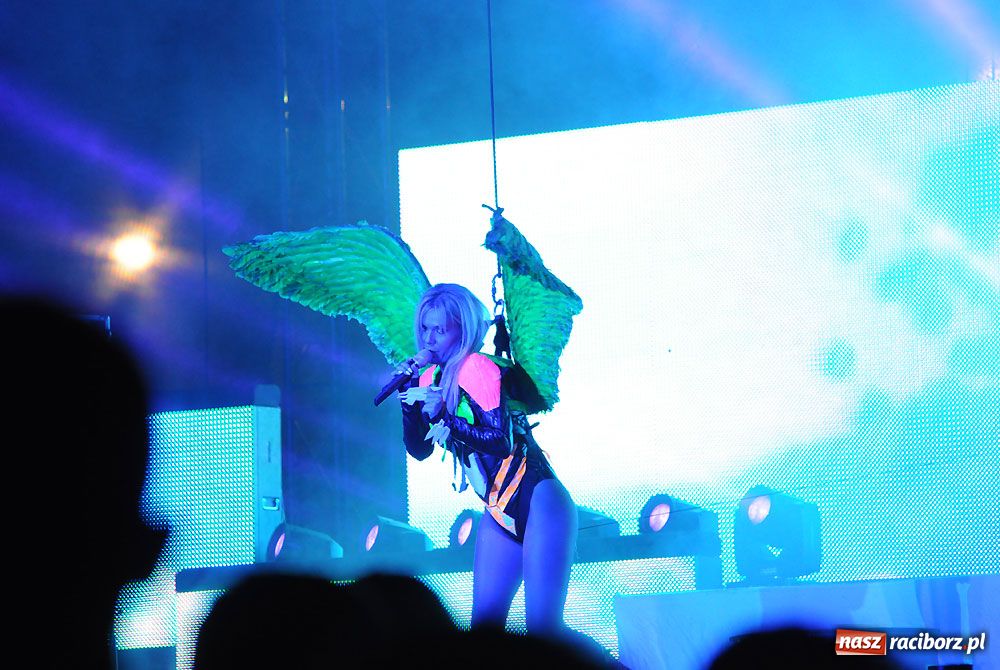 Zdjęcie w galerii na portalu naszraciborz.pl: Doda gwiazdą pierwszego dnia Memoriału wiadomości z regionu