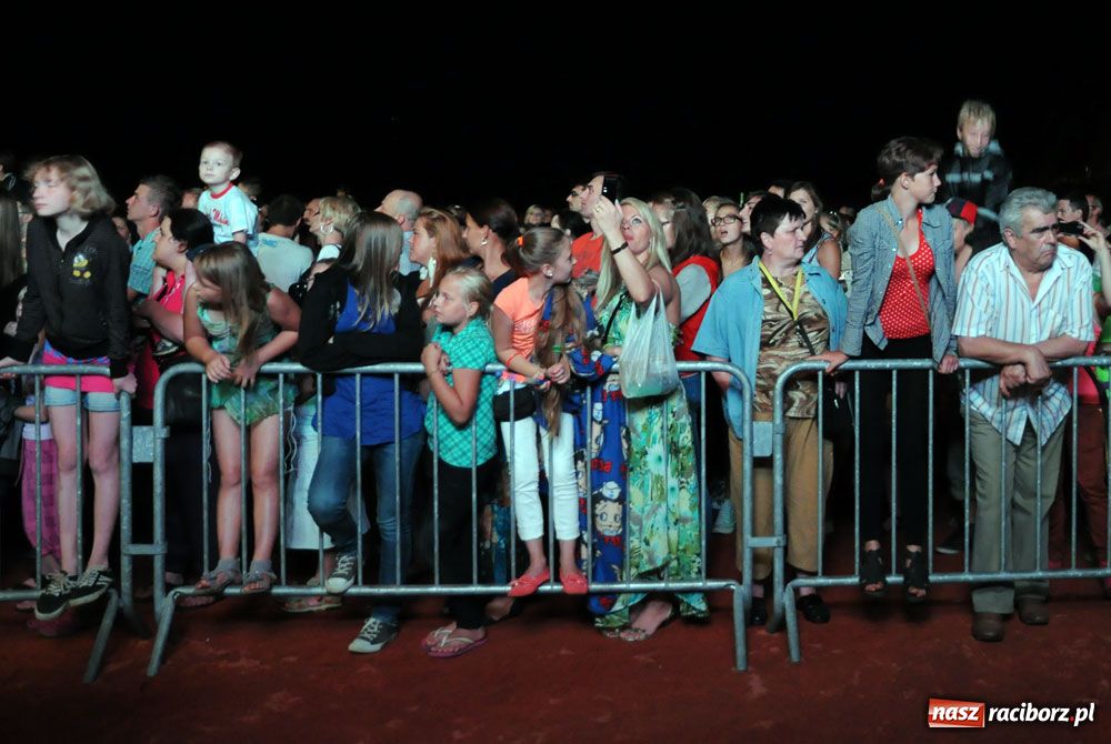 Zdjęcie w galerii na portalu naszraciborz.pl: Doda gwiazdą pierwszego dnia Memoriału wiadomości z regionu